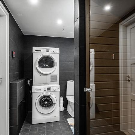 Airhome - Black&White タリン エクステリア 写真